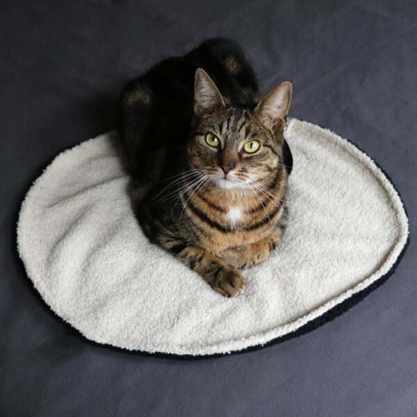 D&D Cat Maeve tæppe ø50cm sort/beige